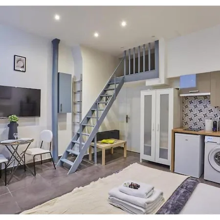 Center Of Montmartre By Prestige * Paris