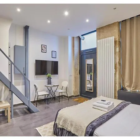 Appartamento Center Of Montmartre By Prestige Parigi